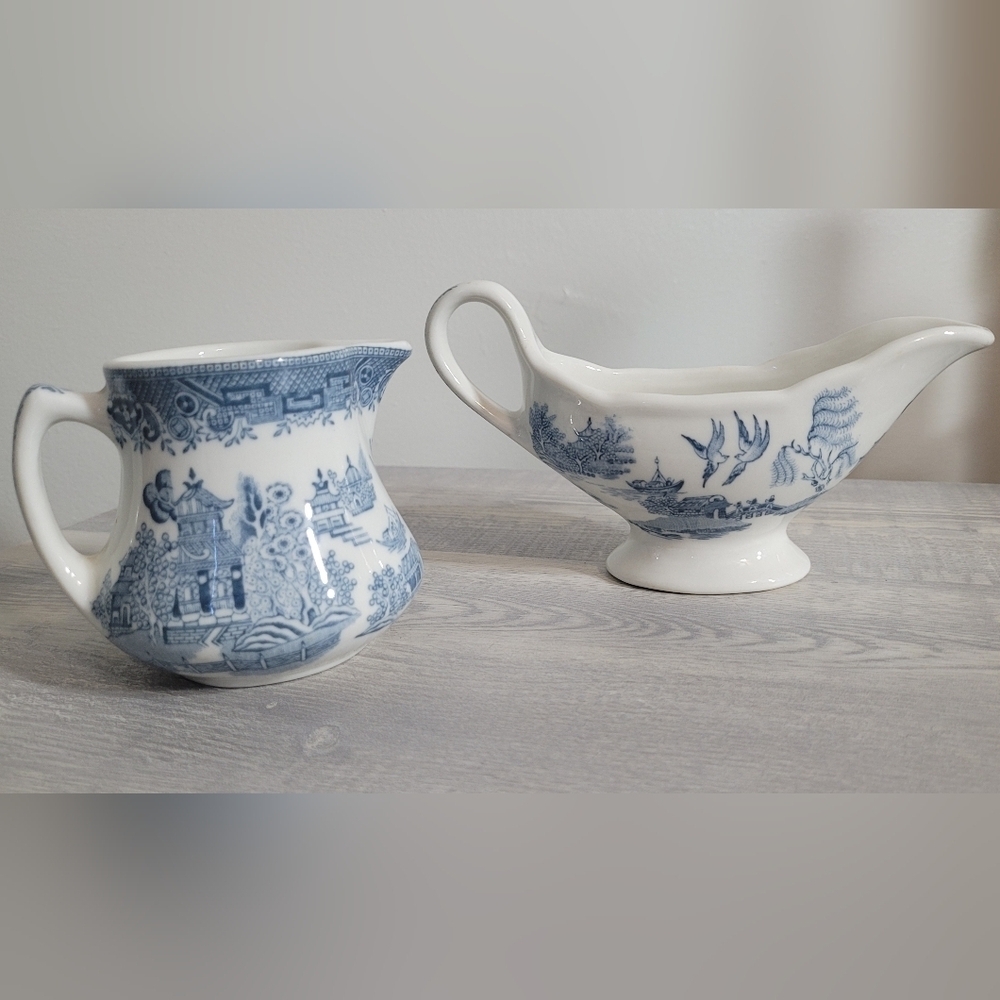 Shenango China Vintage Blue Willow Creamer And Gravy Bowl
